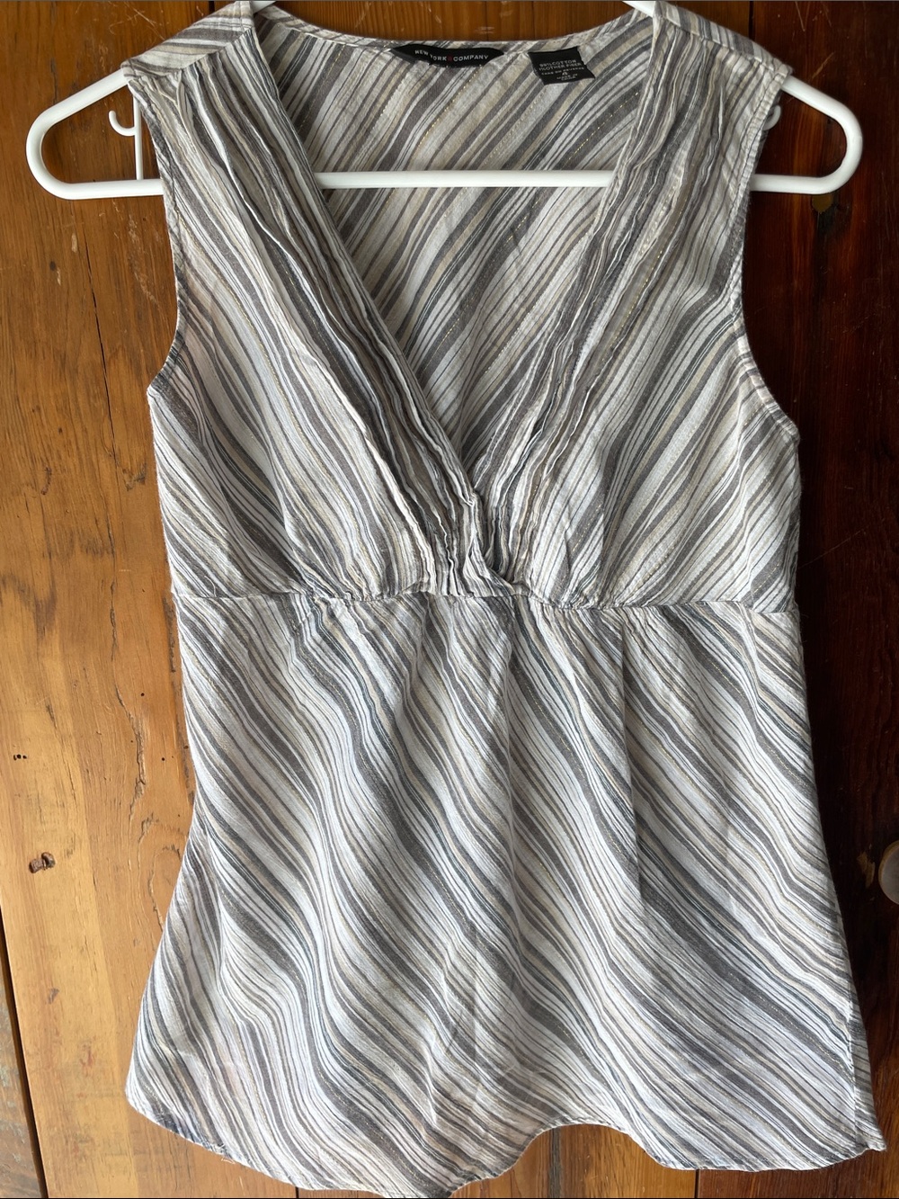 New York & Company White and Gray Striped V-Neck Sleeveless Top